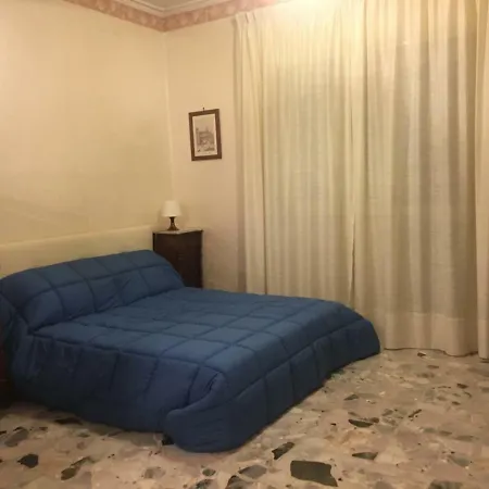 Luxury Miniapartment 卡塔尼亚